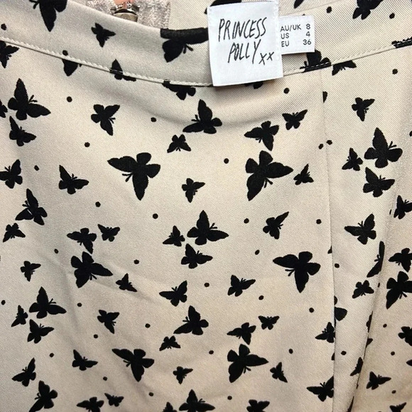 Princess Polly Butterfly Mini Skirt Size 4 - Picture 3 of 5